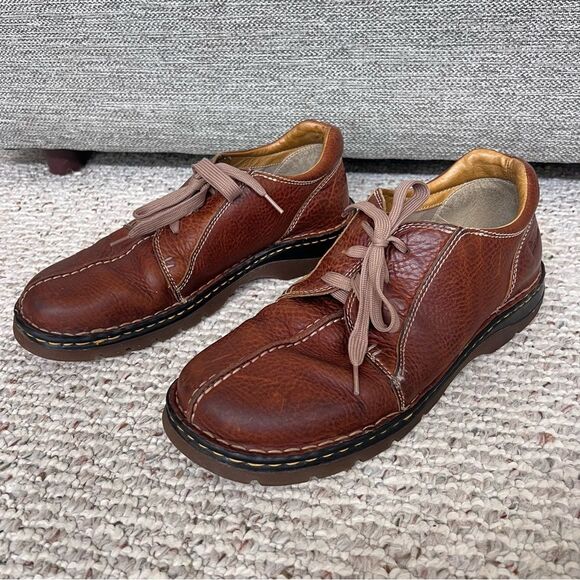 Dr. Martens Split Toe Chunky Leather Oxford Style Shoes - Picture 7 of 8